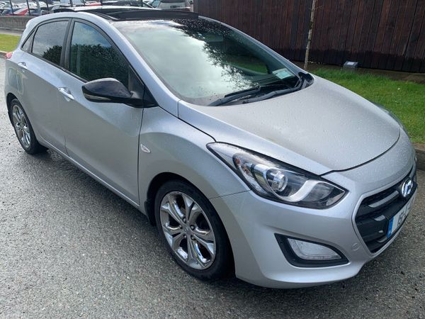 Hyundai i30 Hatchback, Diesel, 2015, Silver
