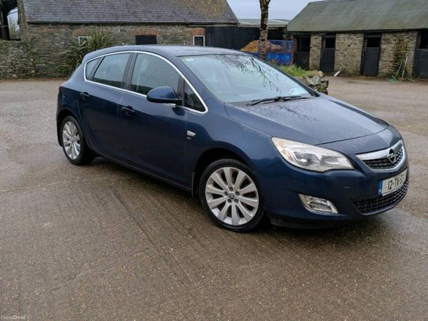 Opel Astra MPV, Diesel, 2012, Blue