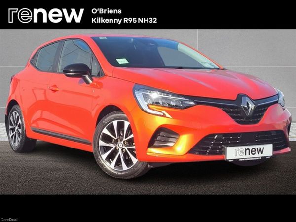 Renault Clio Hatchback, Petrol, 2023, Orange