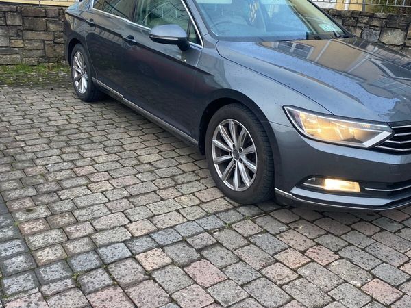 Volkswagen Passat Saloon, Diesel, 2015, Grey