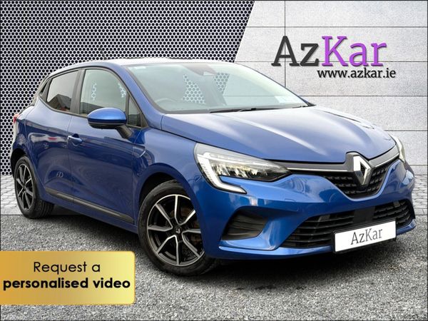 Renault Clio Hatchback, Petrol, 2022, Red