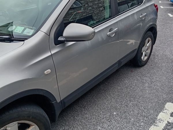 Nissan Qashqai Hatchback, Petrol, 2008, Silver