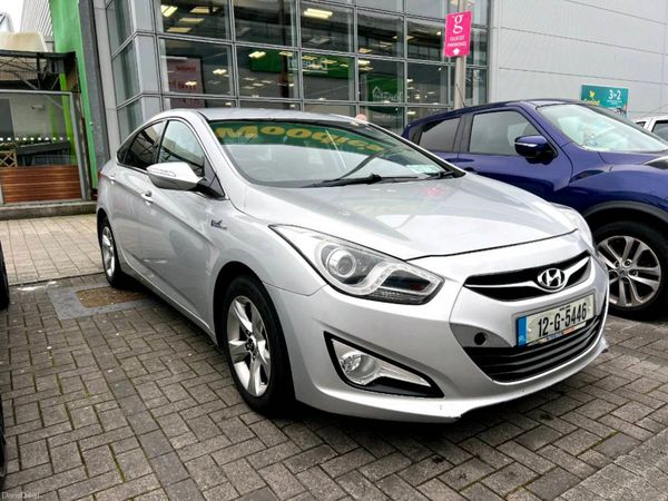 Hyundai i40 Saloon, Diesel, 2012, Silver