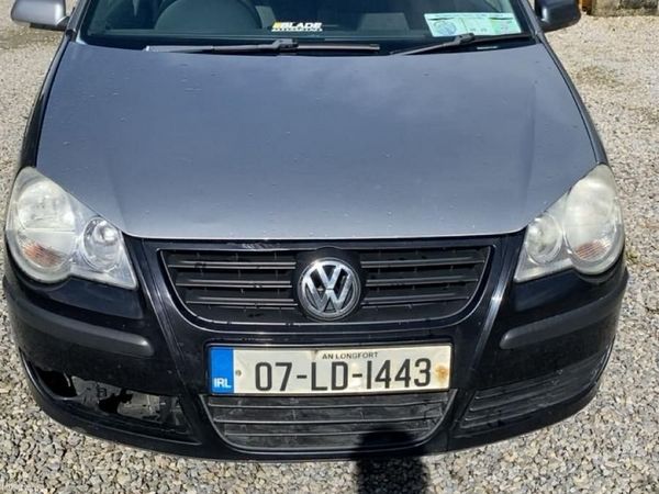 Volkswagen Polo Hatchback, Petrol, 2007, Silver