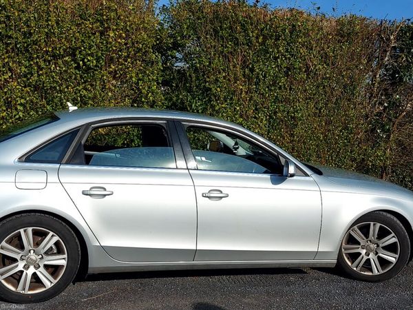 Audi A4 Saloon, Diesel, 2010, Silver