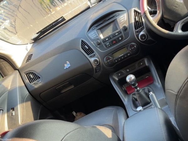 Hyundai ix35 SUV, Diesel, 2014, White