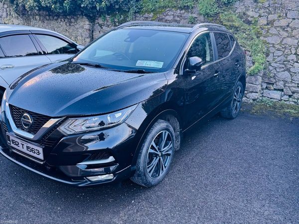 Nissan Qashqai Hatchback, Diesel, 2018, Black
