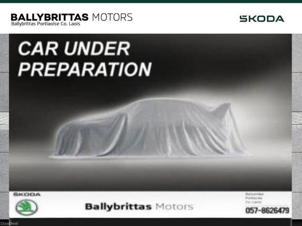 Skoda Octavia Saloon, Diesel, 2014, Brown