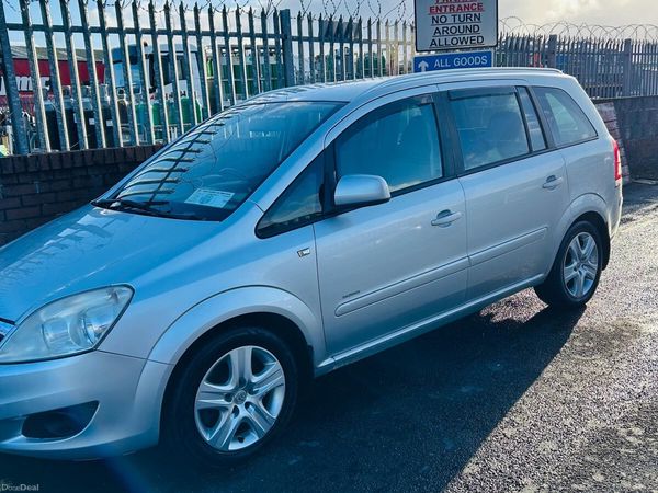 Vauxhall Zafira MPV, Diesel, 2010, Silver