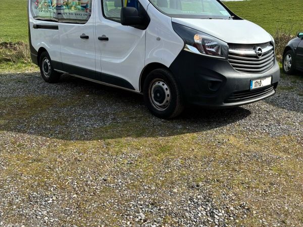 Opel Vivaro MPV, Diesel, 2017, White