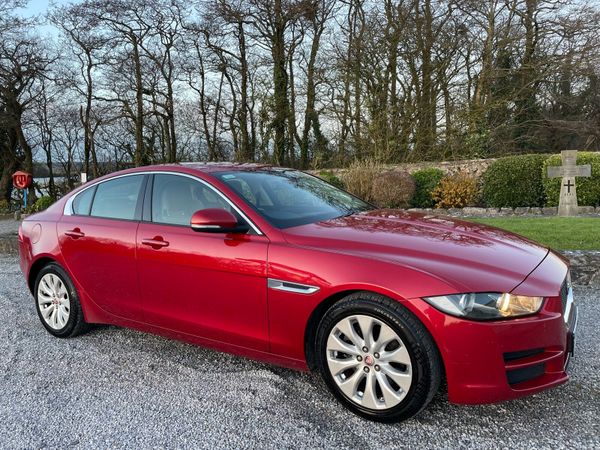 Jaguar XE Saloon, Diesel, 2016, Red