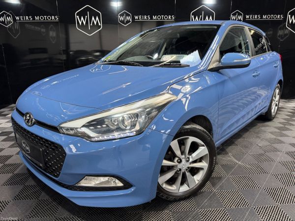 Hyundai i20 Hatchback, Petrol, 2017, Blue