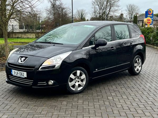 Peugeot 5008 MPV, Diesel, 2011, Black