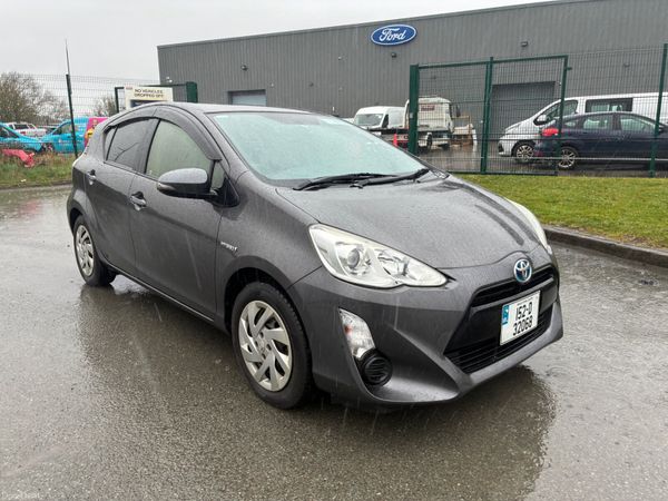 Toyota Aqua Hatchback, Petrol Hybrid, 2015, Grey