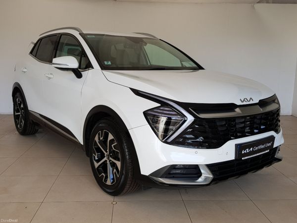 Kia Sportage MPV, Diesel Hybrid, 2023, White