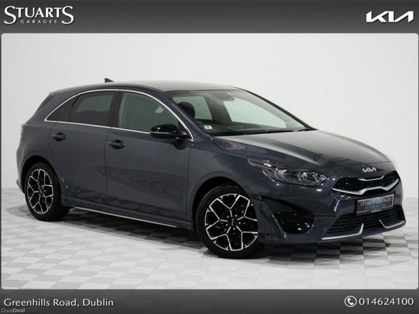 Kia Ceed Hatchback, Petrol, 2022, Grey