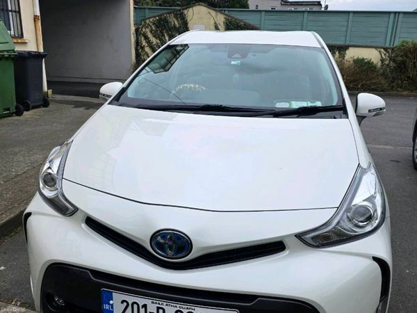 Toyota Prius MPV, Petrol Hybrid, 2020, White