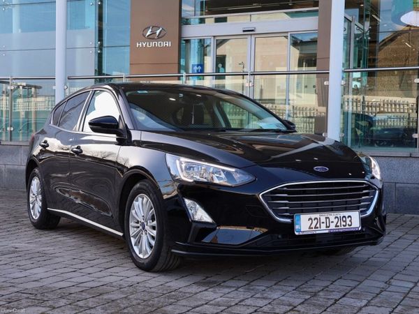 Ford Focus Hatchback, Petrol Hybrid, 2022, Black