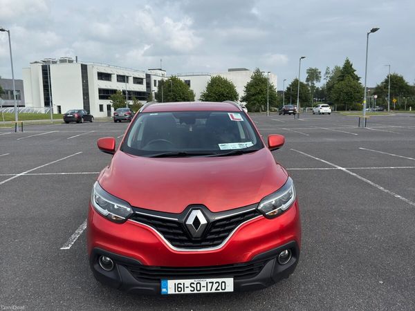 Renault Kadjar SUV, Diesel, 2016, Red