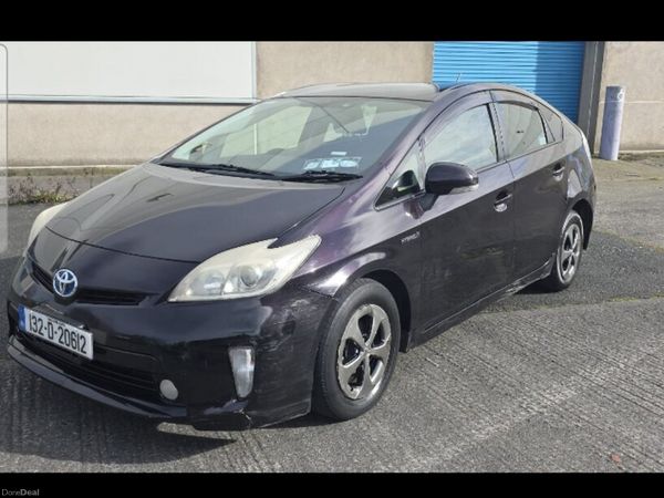 Toyota Prius Hatchback, Petrol Hybrid, 2013, Purple