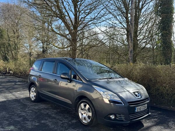 Peugeot 5008 MPV, Diesel, 2010, Grey