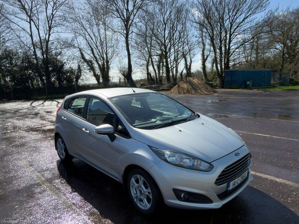 Ford Fiesta Hatchback, Diesel, 2014, Silver