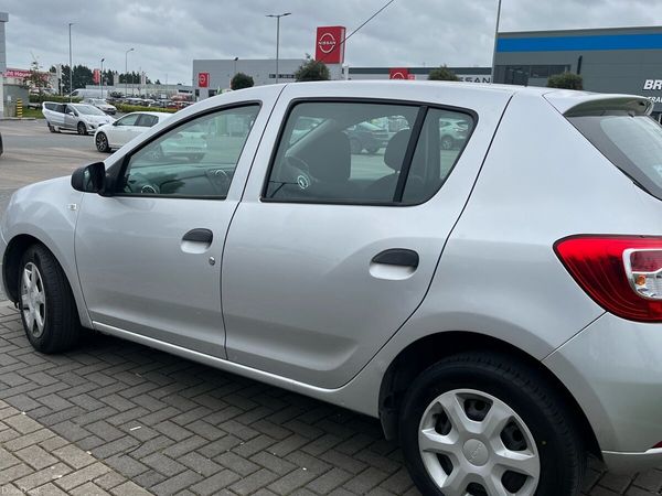 Dacia Sandero Hatchback, Petrol, 2016, Silver
