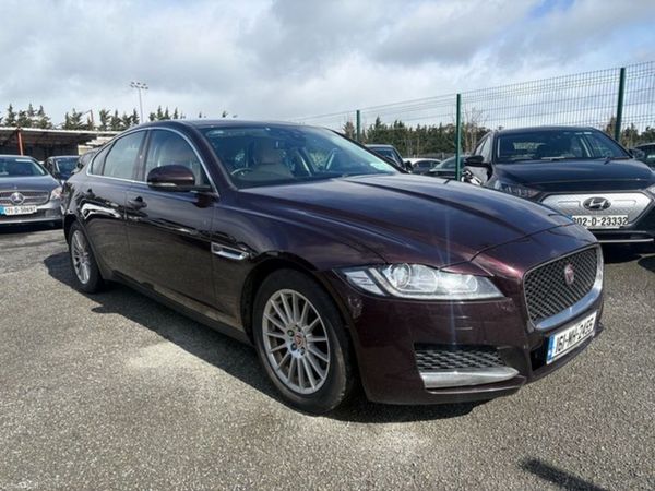 Jaguar XF Saloon, Diesel, 2016, Red
