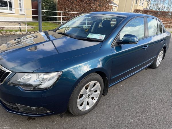 Skoda Superb Hatchback, Diesel, 2014, Blue