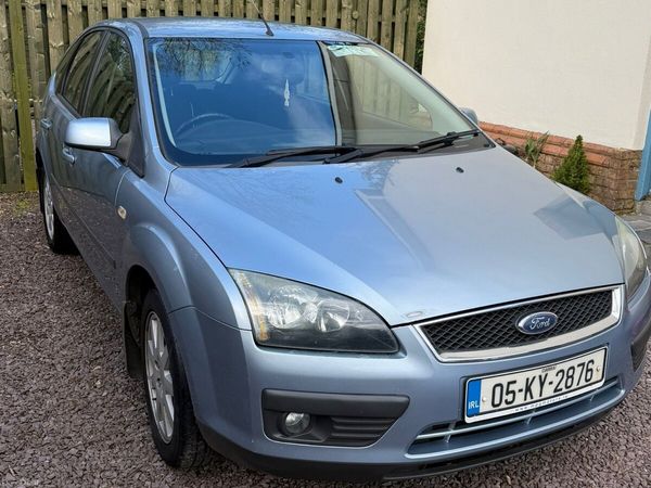 Ford Focus Hatchback, Petrol, 2005, Blue