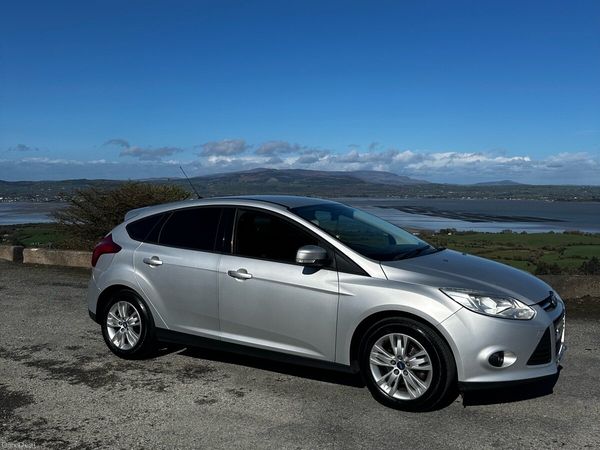 Ford Focus Hatchback, Diesel, 2012, Silver