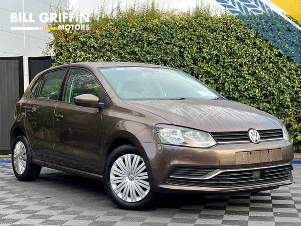 Volkswagen Polo Hatchback, Petrol, 2015, Brown
