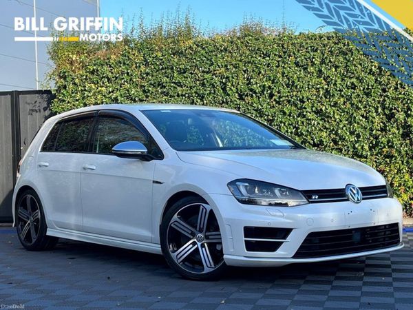 Volkswagen Golf Hatchback, Petrol, 2014, White