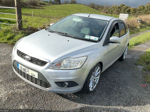 Ford Focus Hatchback, Diesel, 2010, Silver