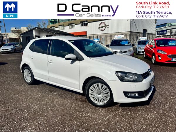 Volkswagen Polo Hatchback, Petrol, 2012, White