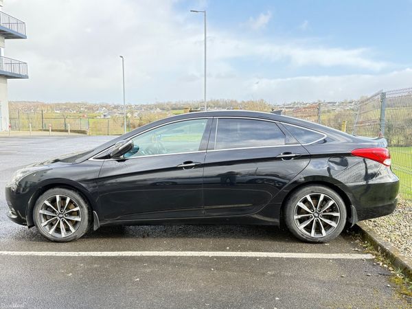 Hyundai i40 Saloon, Diesel, 2016, Black