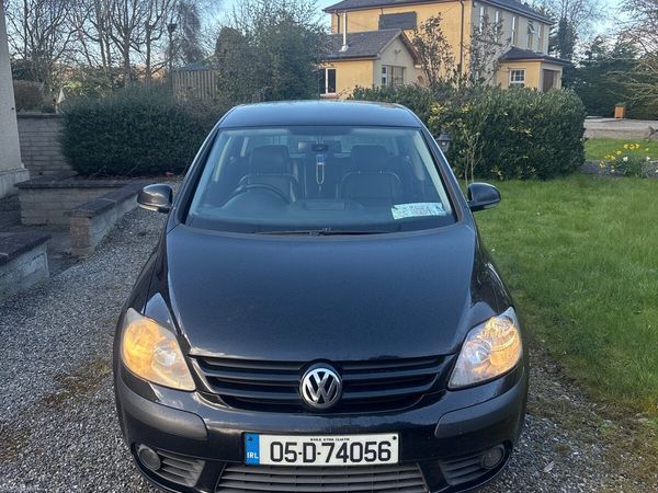 Volkswagen Golf Hatchback, Petrol, 2005, Black