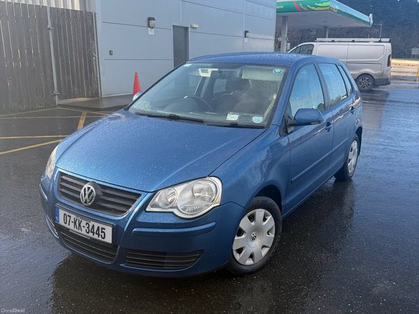 Volkswagen Polo Hatchback, Petrol, 2007, Blue