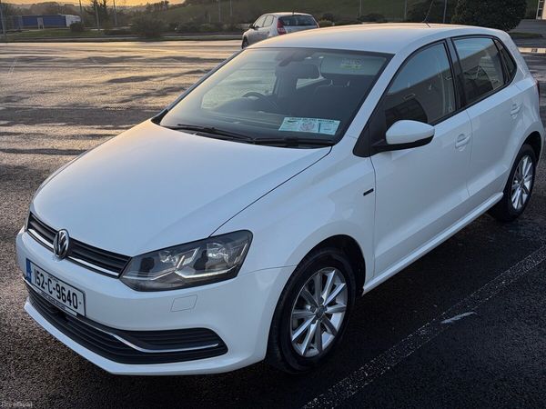 Volkswagen Polo Hatchback, Petrol, 2015, White