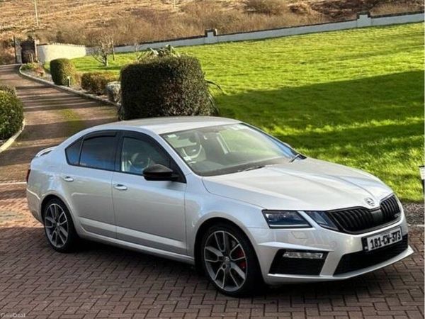 Skoda Octavia Saloon, Diesel, 2018, Grey