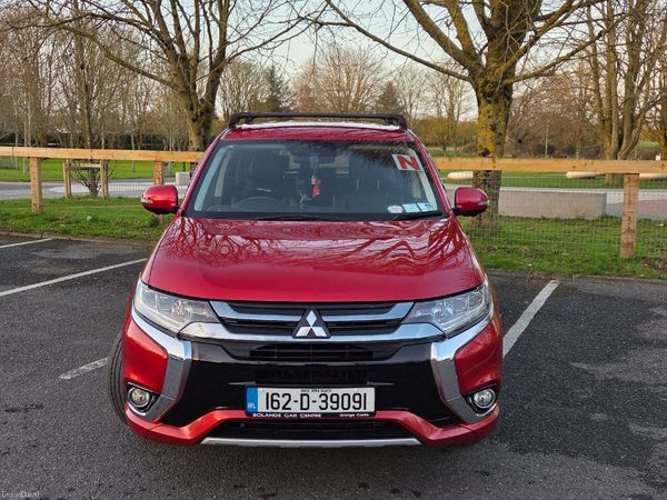 Mitsubishi Outlander SUV, Petrol Plug-in Hybrid, 2016, Red