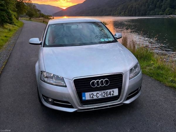Audi A3 Hatchback, Diesel, 2012, Silver