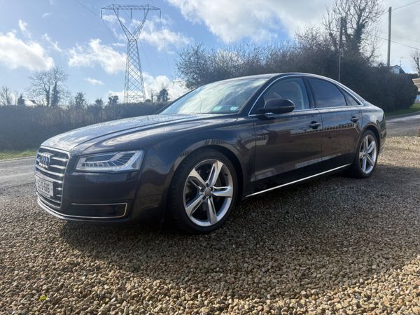 Audi A8 Saloon, Diesel, 2015, Blue