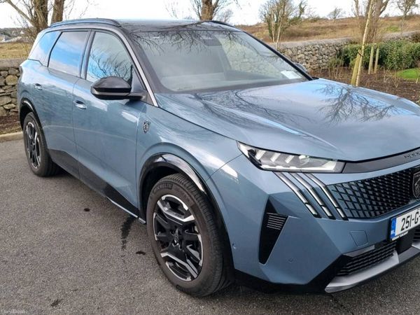 Peugeot 5008 MPV, Electric, 2025, Blue