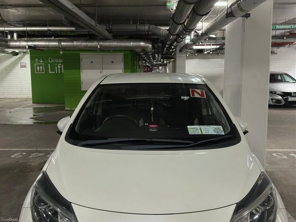 Nissan Note MPV, Petrol Hybrid, 2018, White