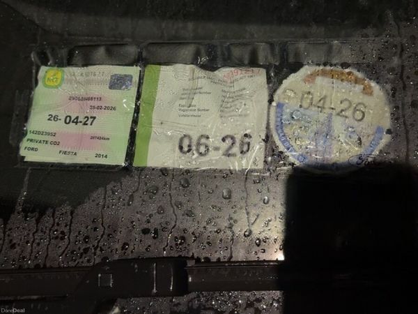 Ford Fiesta Hatchback, Petrol, 2014, Silver