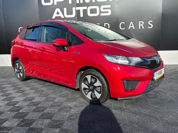 Honda Fit Hatchback, Petrol Hybrid, 2017, Red