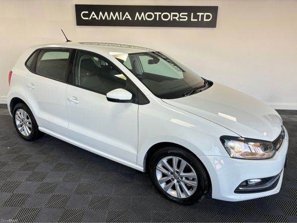 Volkswagen Polo Hatchback, Petrol, 2016, White