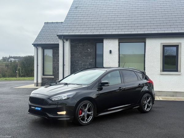 Ford Focus Hatchback, Diesel, 2018, Black