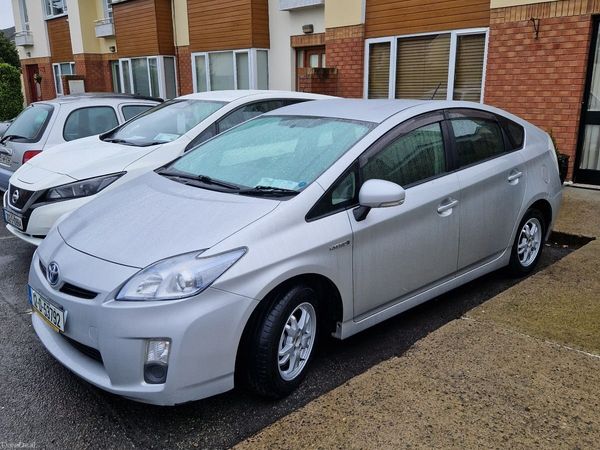 Toyota Prius Hatchback, Petrol Hybrid, 2012, Silver